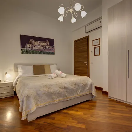 Little Rhome Suites