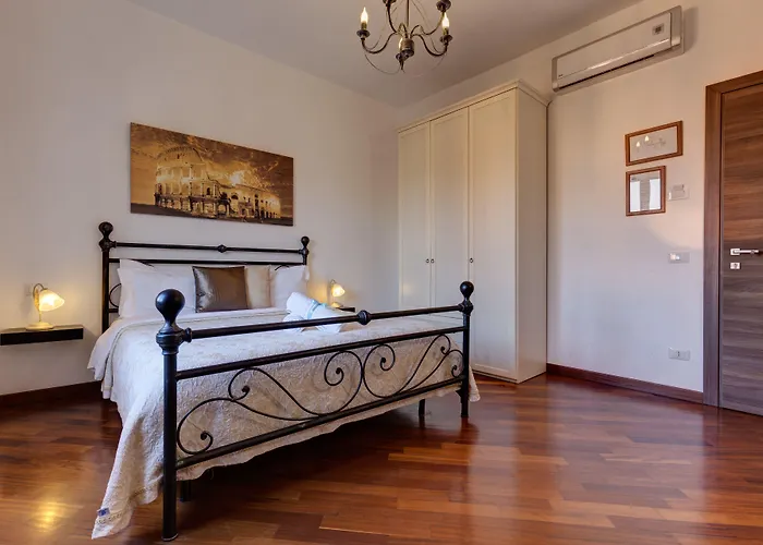 Oda ve Kahvaltı Little Rhome Roma