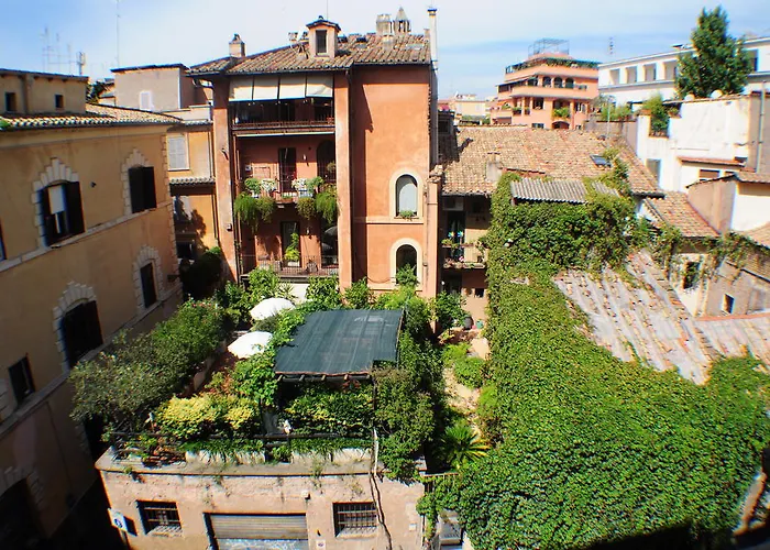 Oda ve Kahvaltı Little Rhome Roma