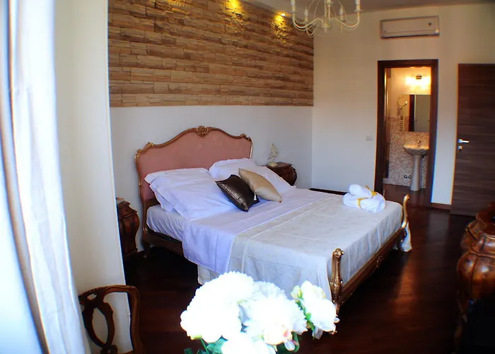 Oda ve Kahvaltı Little Rhome 4*