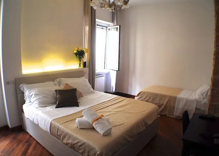 Little Rhome Nocleg ze śniadaniem 4*